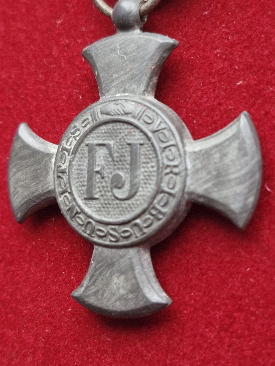 product-additional-image