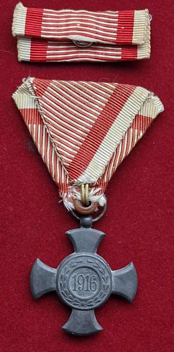 product-additional-image