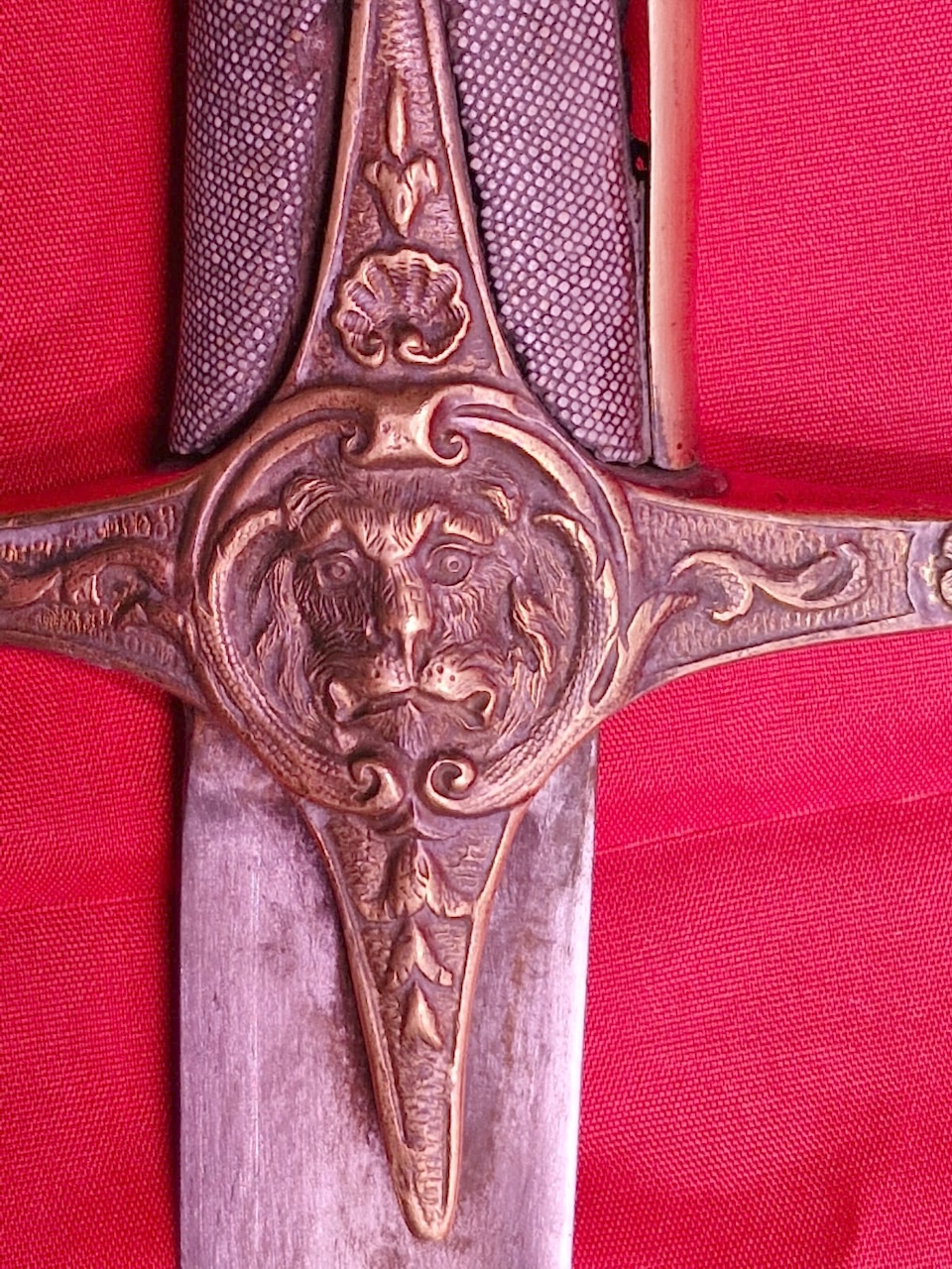 product-additional-image
