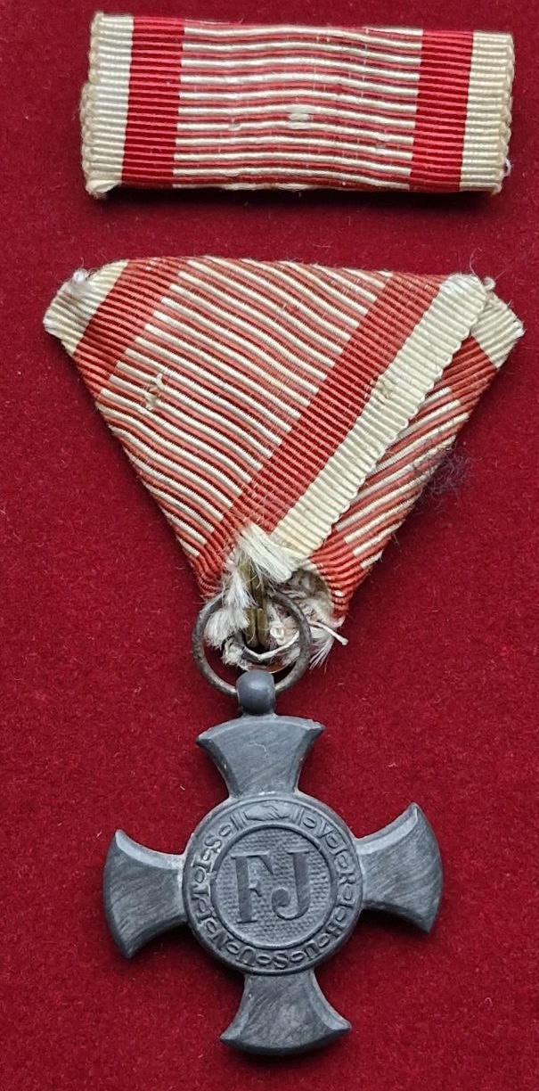 product-additional-image