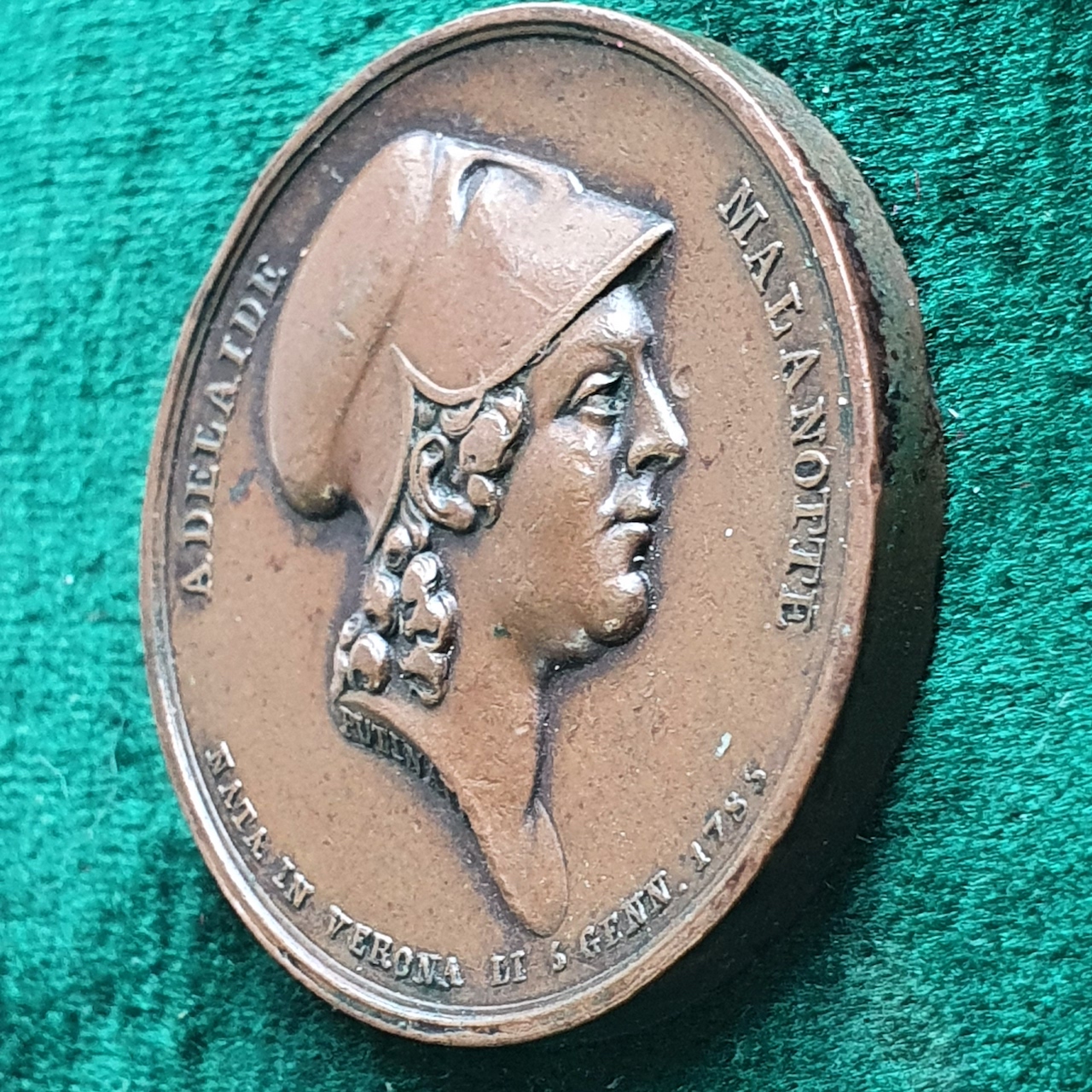 product-additional-image